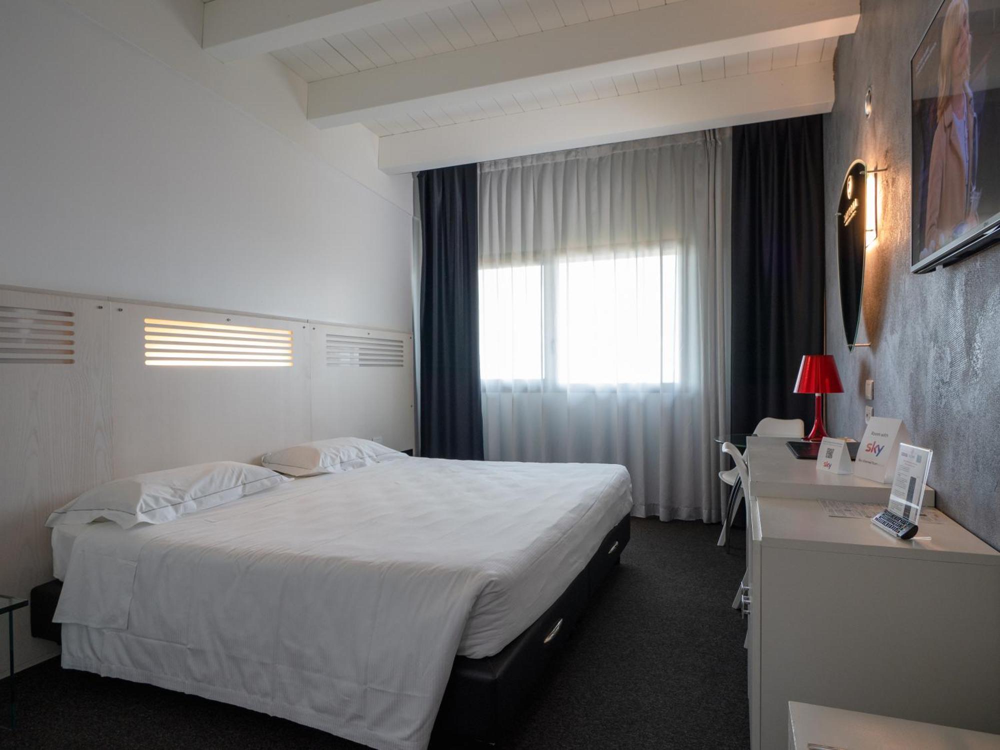 เดย์โทนา บิสซิเนส โฮเทล Hotel โกลเล็คคิโอ ภายนอก รูปภาพ