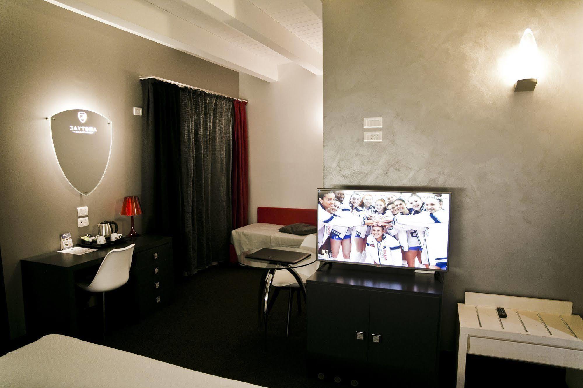 เดย์โทนา บิสซิเนส โฮเทล Hotel โกลเล็คคิโอ ภายนอก รูปภาพ